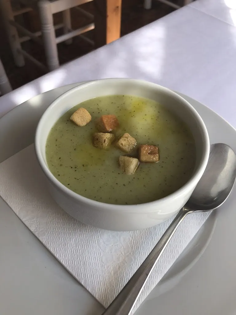 Yamila Lomba_La Volta_Moncofa_review