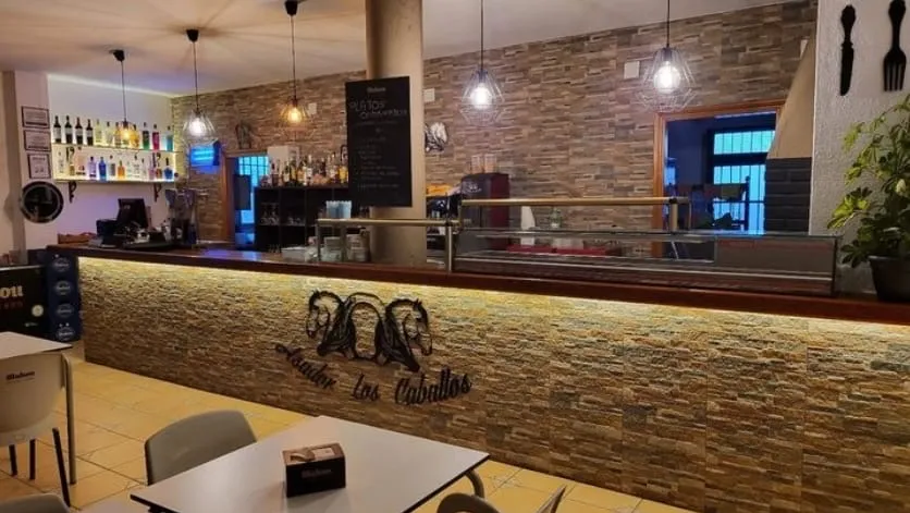 LOS CABALLOS bar restaurante braseria_Moncofa_slider_image_1