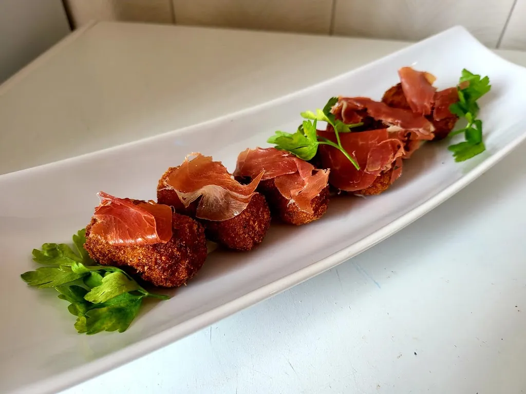 LOS CABALLOS bar restaurante braseria_Moncofa_slider_image_2