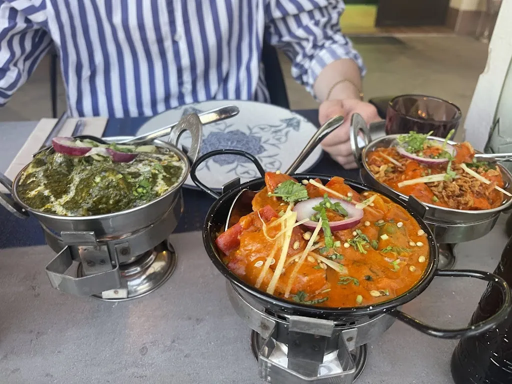 Rangla Punjab_Fuente-Álamo_slider_image_2