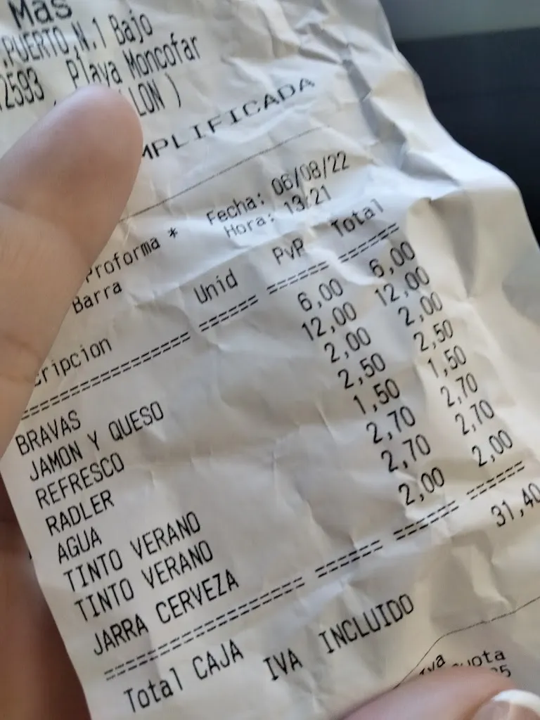 Maria Jiménez Menor_La Bodeguita_Moncofa_review