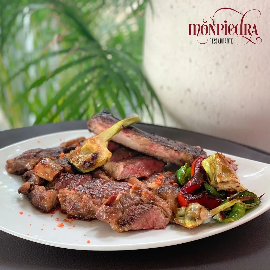 Restaurante Monpiedra_Moncofa_slider_image_3