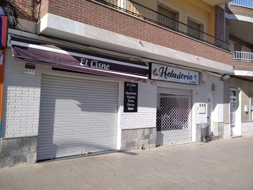 Pizzeria El cisne restaurant in Fuente-Álamo