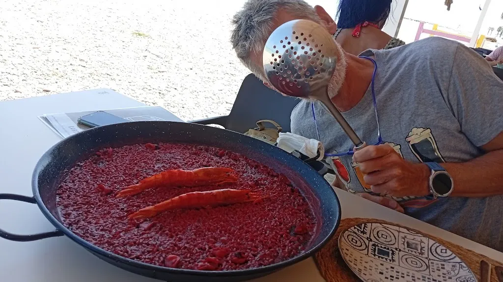 Loreto Guerrero_CASA PLAYA CHIRINGUITO_Moncofa_review