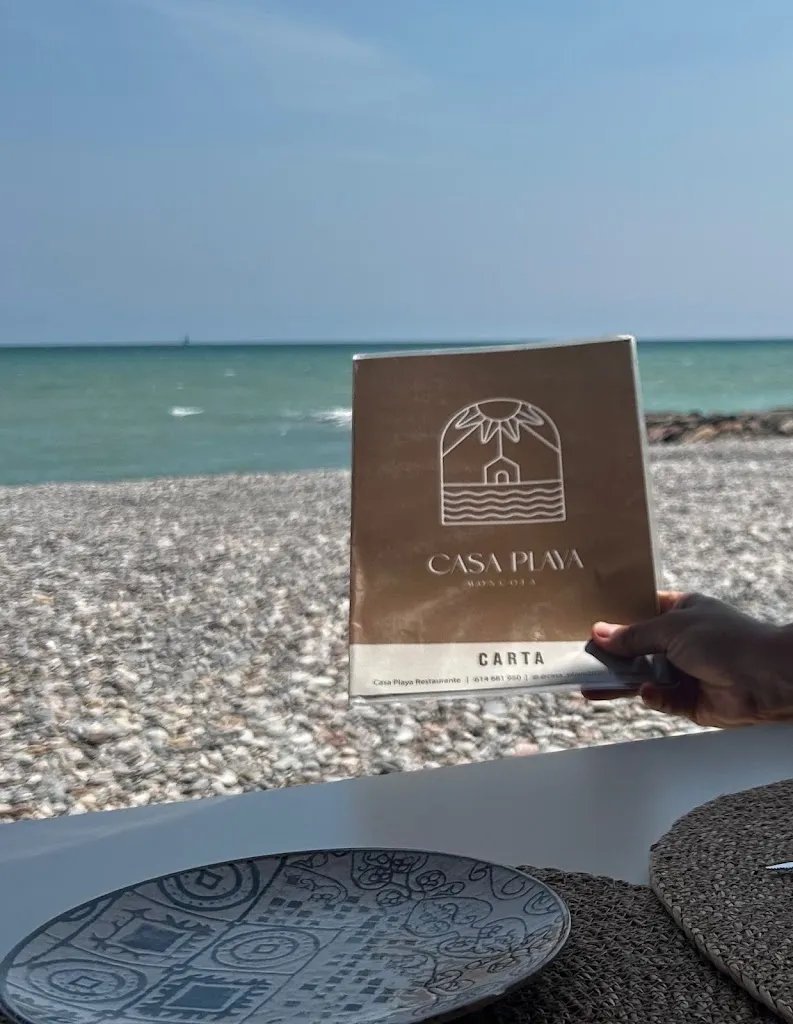 miguel Angel Chamarro_CASA PLAYA CHIRINGUITO_Moncofa_review