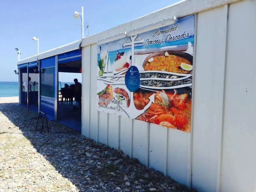 Chiringuito Hermanos Saez restaurant in Moncofa