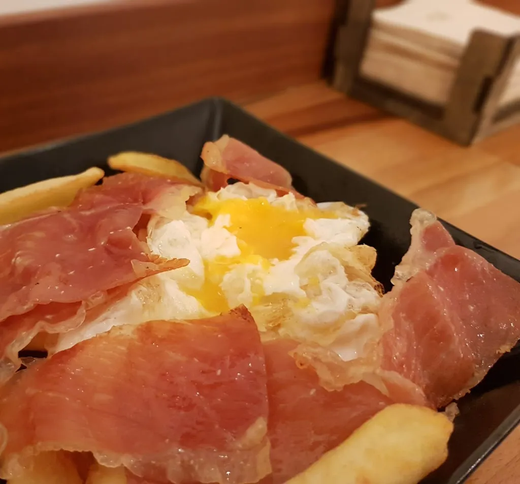 MOMO BOCATA MONCOFAR_Moncofa_slider_image_2