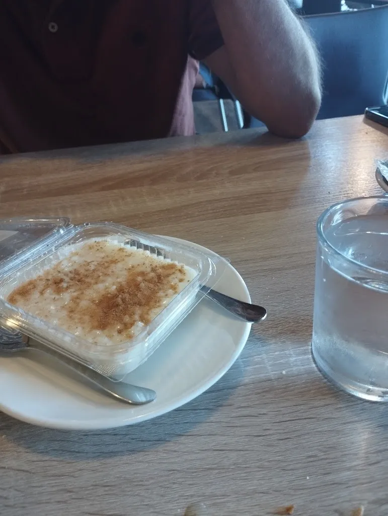 Alicia Virla_María Pozo Comidas para llevar-Cafetería_Fuente-Álamo_review