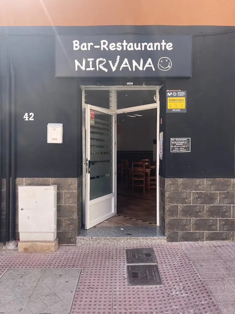 Bar Restaurante Nirvana_Sant Joan de Moró_slider_image_1