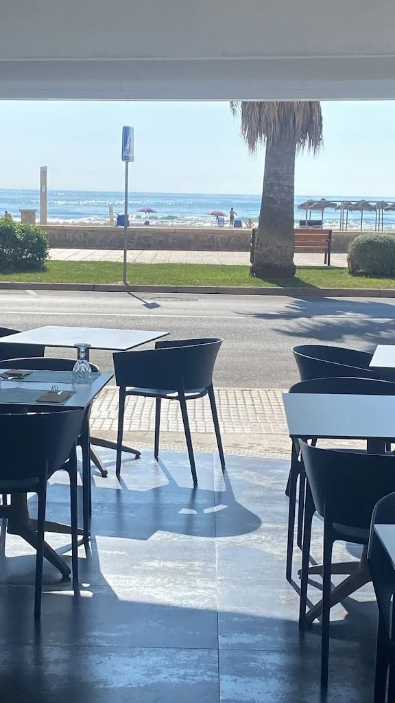 𝐑𝐞𝐬𝐭𝐚𝐮𝐫𝐚𝐧𝐭𝐞 𝐄𝐥 𝐌𝐚ñ𝐢𝐜𝐨 𝐏𝐞ñí𝐬𝐜𝐨𝐥𝐚 | Los mejores arroces restaurant in Peníscola/Peñíscola