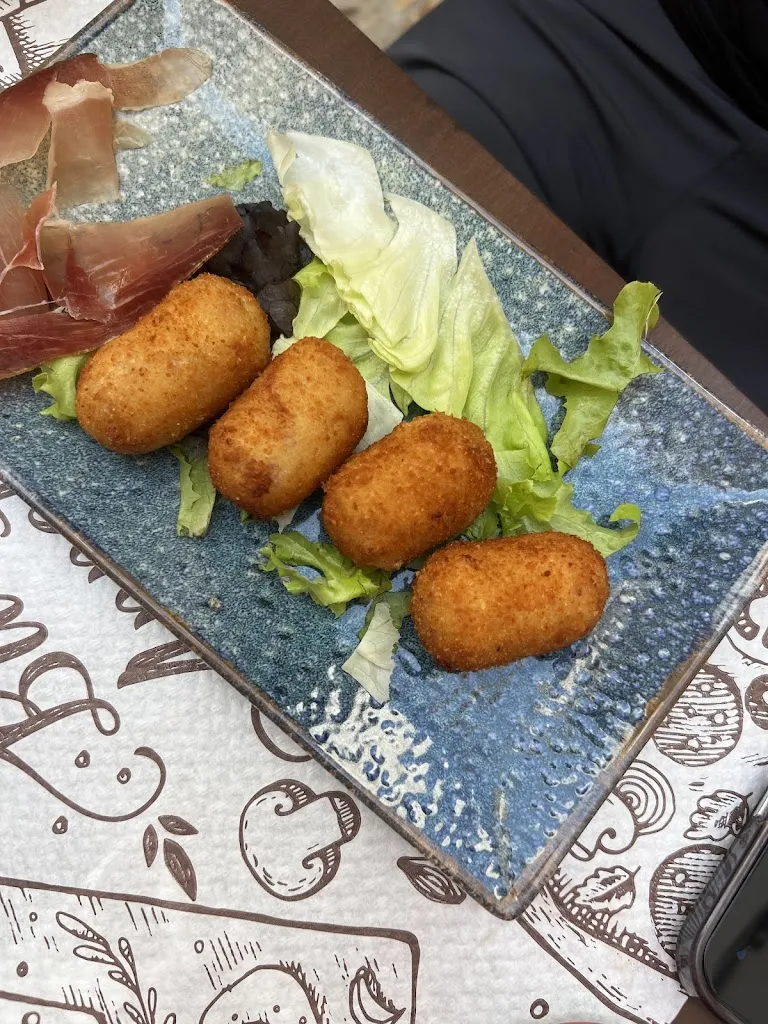 val saher_Carlota Bar y tapas castillo peñiscola_Peníscola/Peñíscola_review