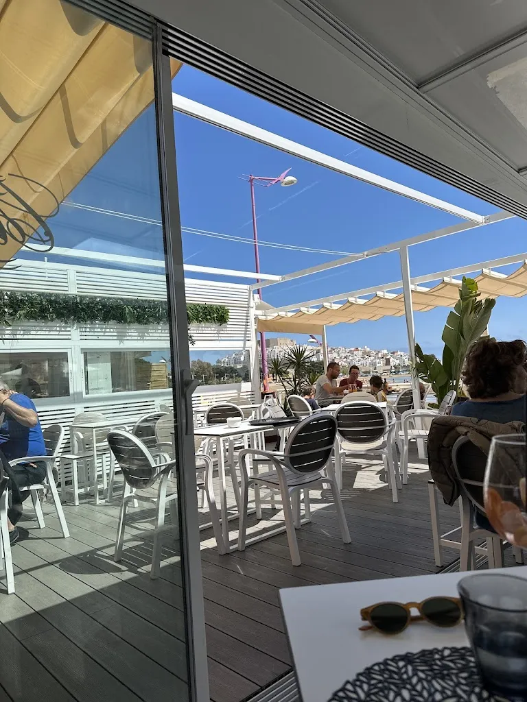 Cristian Postirnaceanu_Restaurante Caffe del Mar_Peníscola/Peñíscola_recensione