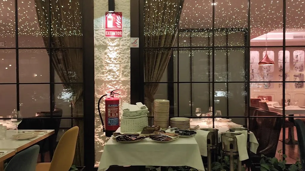 Malafemmena_Sarratella_slider_image_2