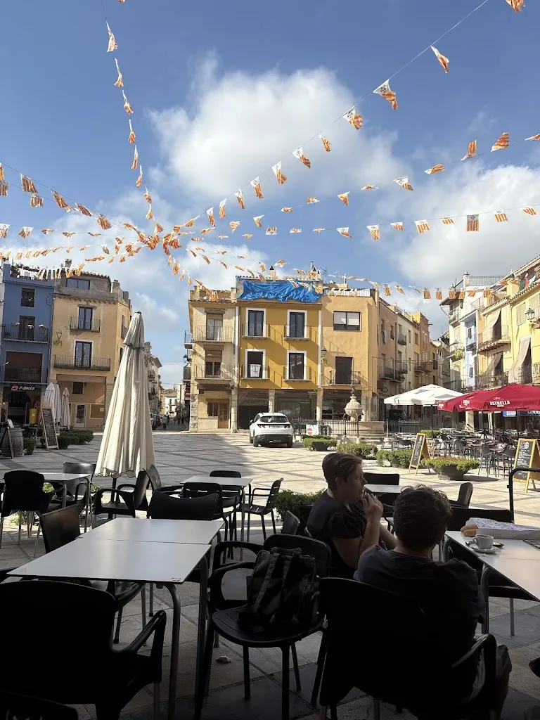 marianne toussaint_Hotel Kubano_Sant Mateu_review