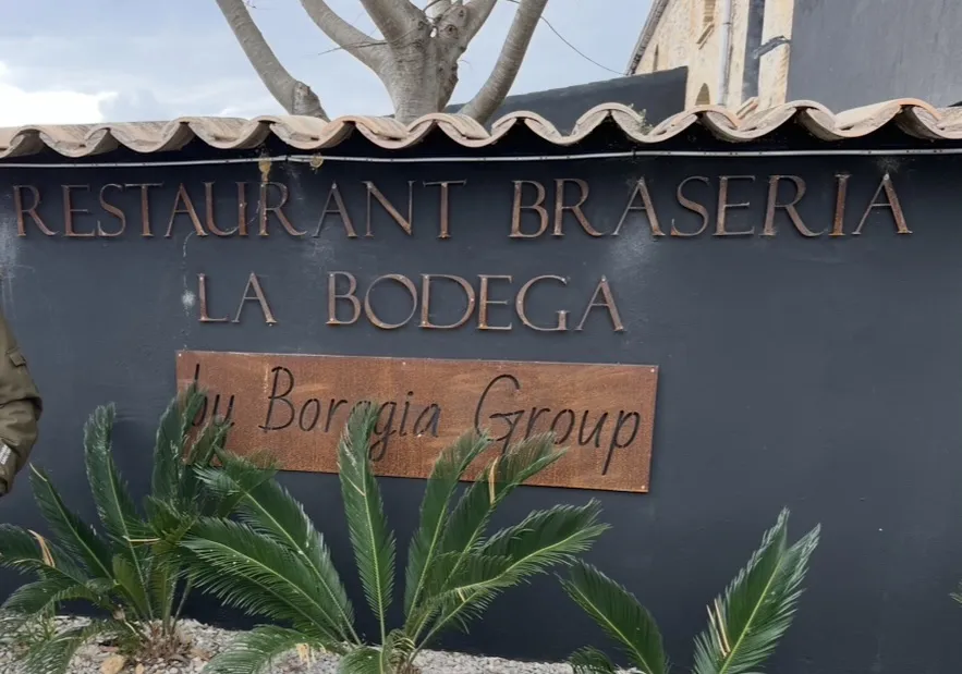 maria rr_Restaurant Braseria La Bodega_Sant Mateu_review