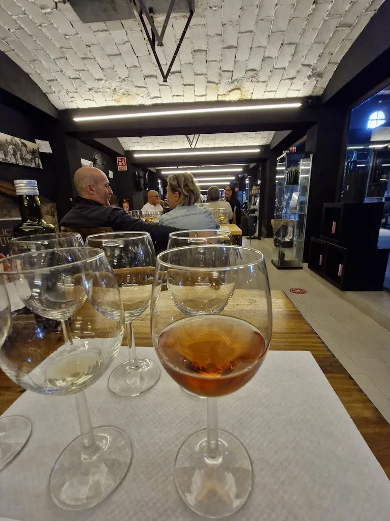 Angela Jones_Bodega BesalduchValls&Bellmunt_Sant Mateu_review