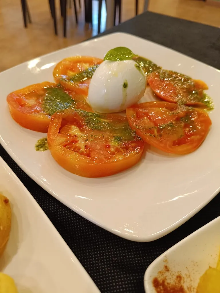 María Jesús_Trattoria Mesón_Soneja_review