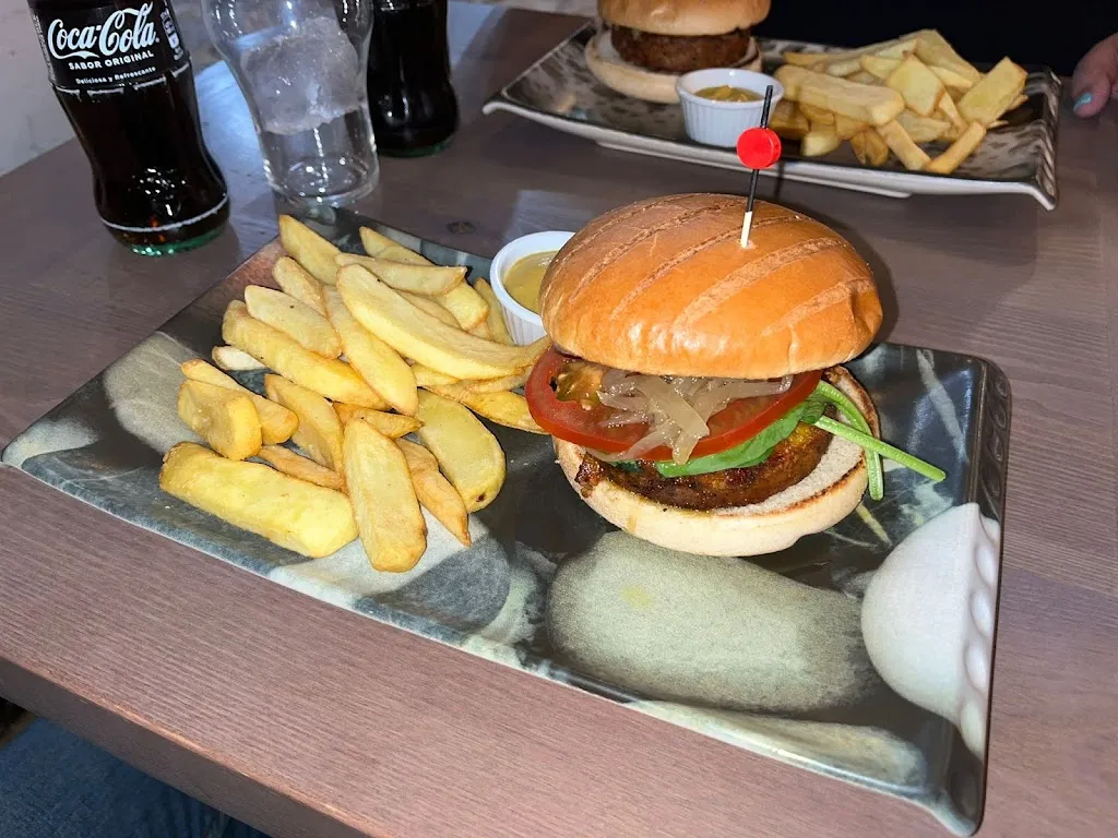 גל זיני_Replay boardgame Cafe_Tales_recensione