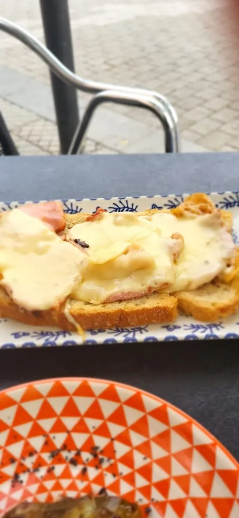 tarek salame_Alquitara_Tales_review