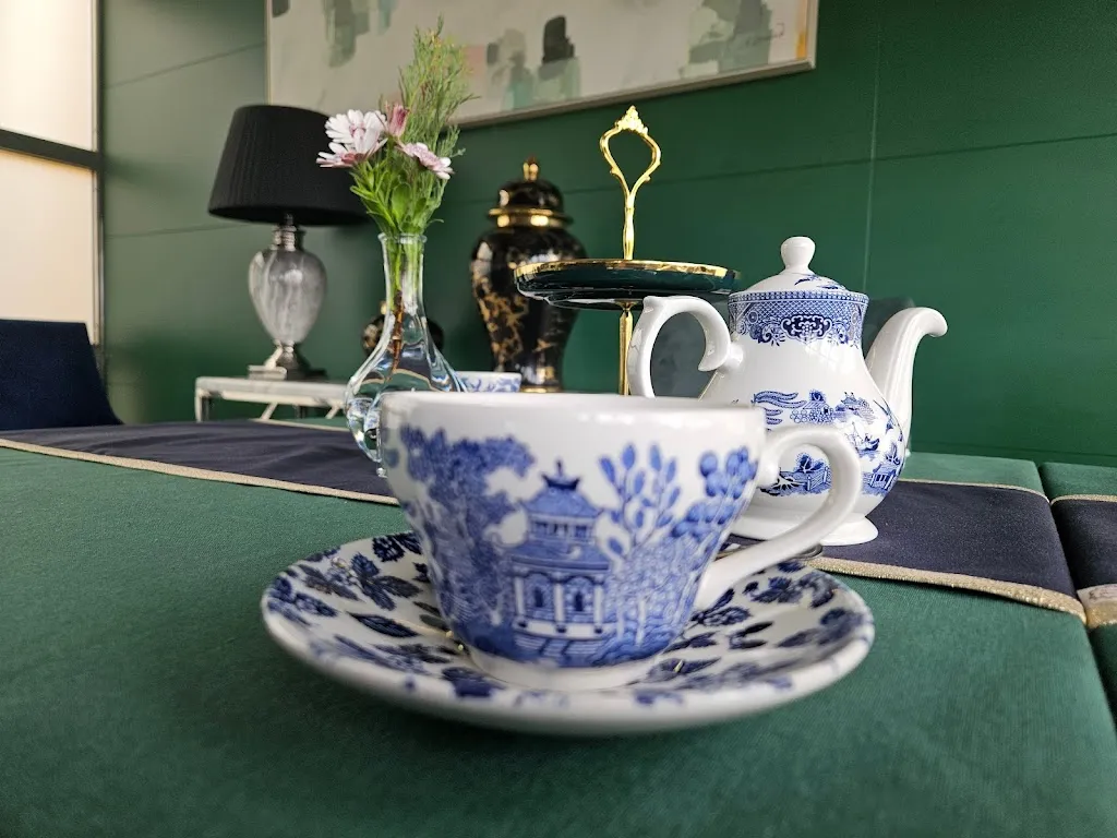 Harvey's Wine Bar, Lounge and Kitchen_Fuente-Álamo_slider_image_3