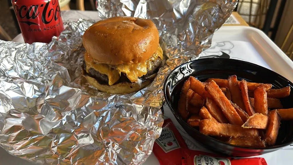 Menu_TORO BURGER Bistró Malasaña_Toro El_image_3