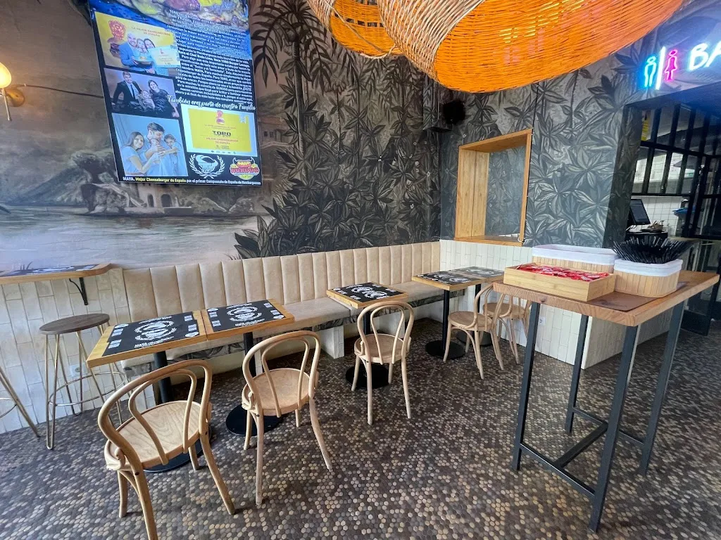 TORO BURGER Bistró Malasaña_Toro El_slider_image_1