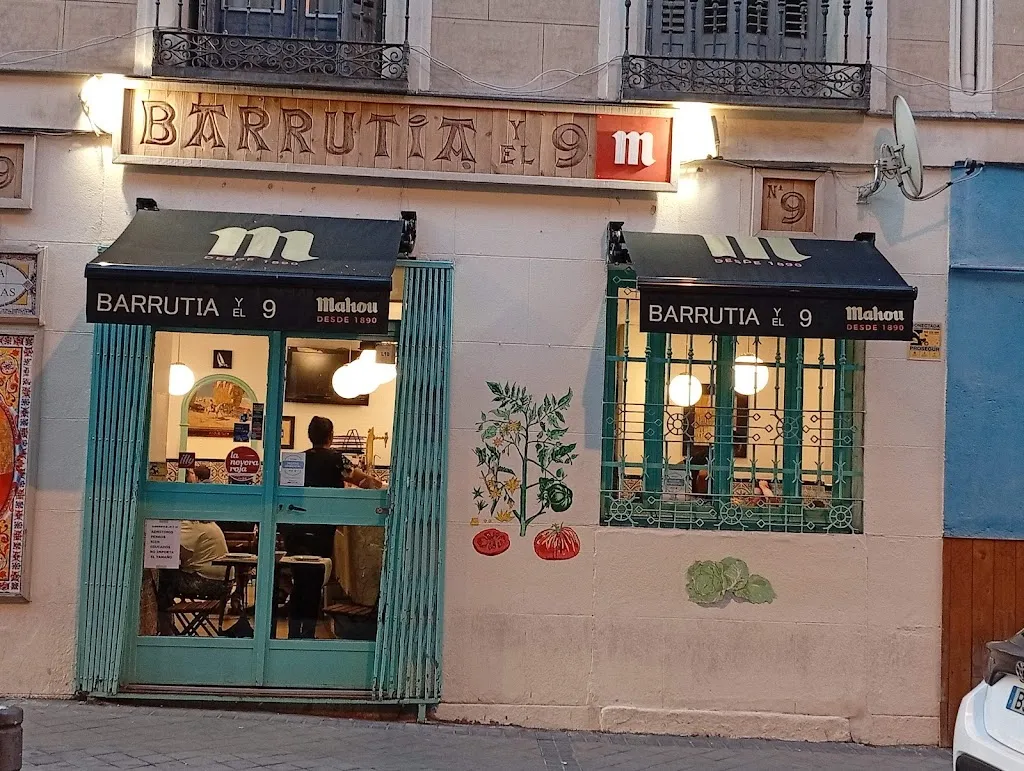 Barrutia y El Nueve restaurant in Teresa