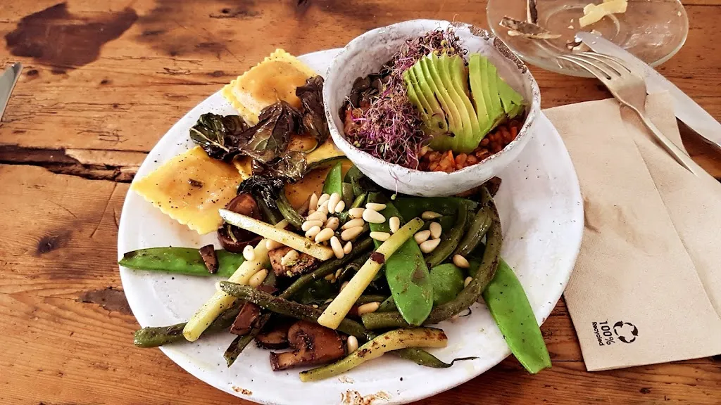 Olivia te Cuida_Teresa_slider_image_2