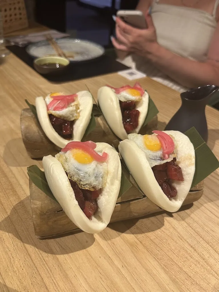 Tal Elazar_Sto Globo Sushi Room_Teresa_recensione