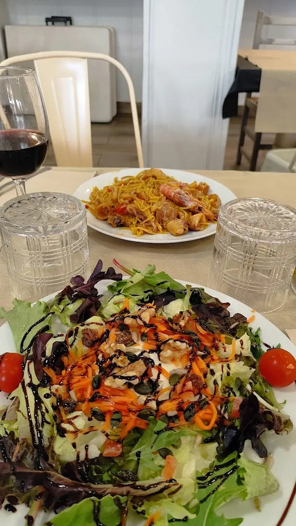 Ann Pik_Bar La Bolera Desde 1970_Vall dUixó la_review