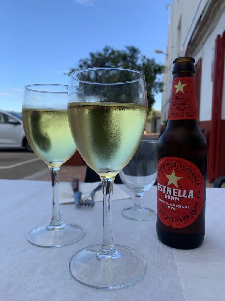 Natalia Fartushina_Bar Restaurante Manolo El Xurro_Vall dAlba_avis