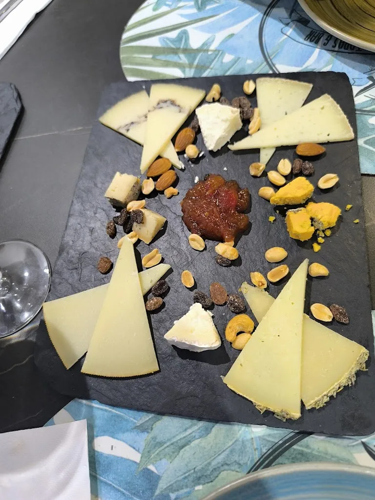 Amalia I_Los Maños Tavern_Vilar de Canes_review