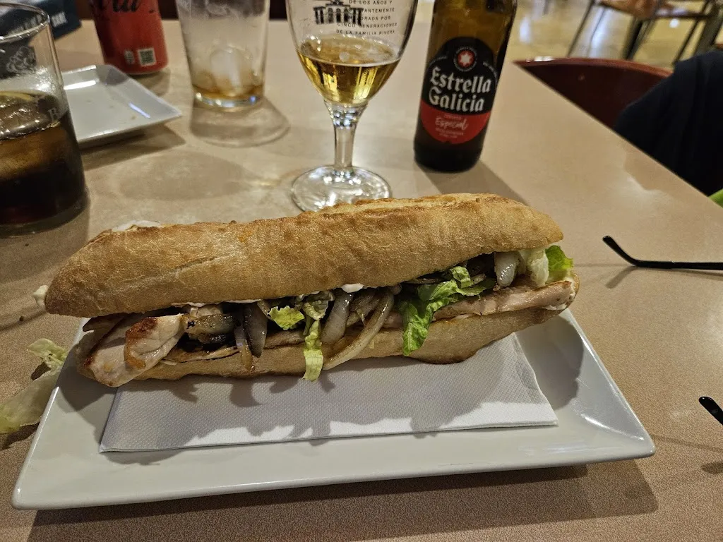 Menu_Bar La Caixa La Vilavella_Vilavella la_image_9