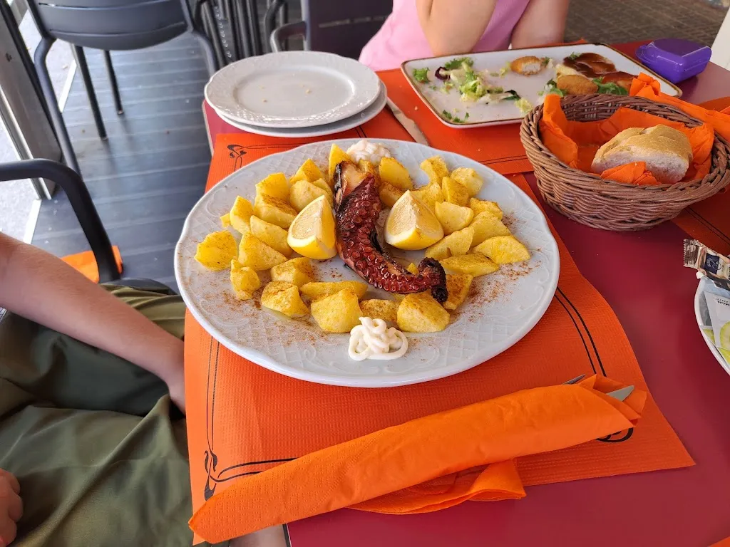 Jacek Tymoczko_BAR JULI_Torreblanca_review