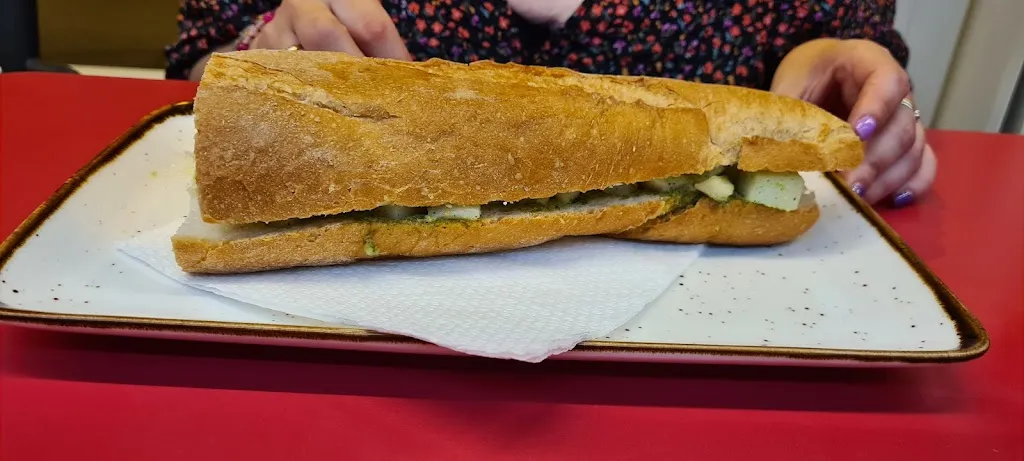 Alvaro L_BAR JULI_Torreblanca_review