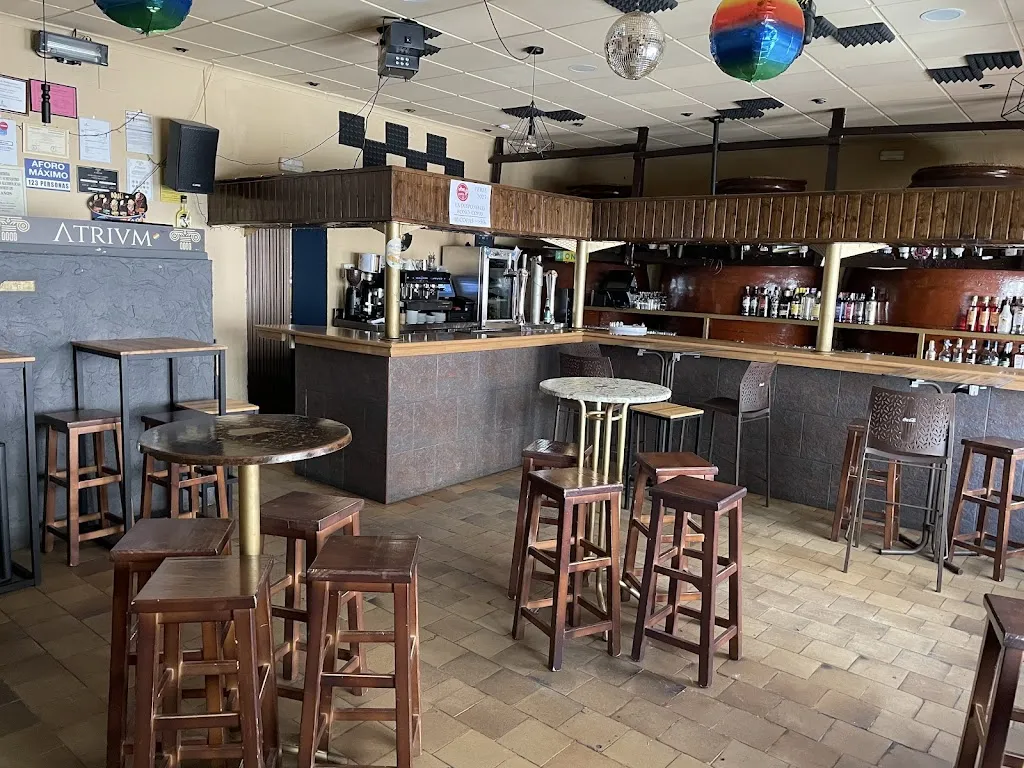 Pub Atrivm_Madrigueras_slider_image_1