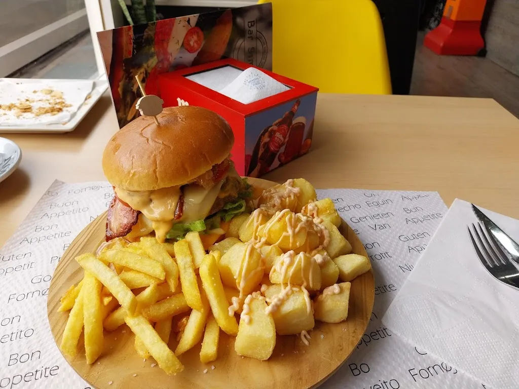 Menu_Bar Simons Tapas-Cafetería-Bocatería_Torreblanca_image_5