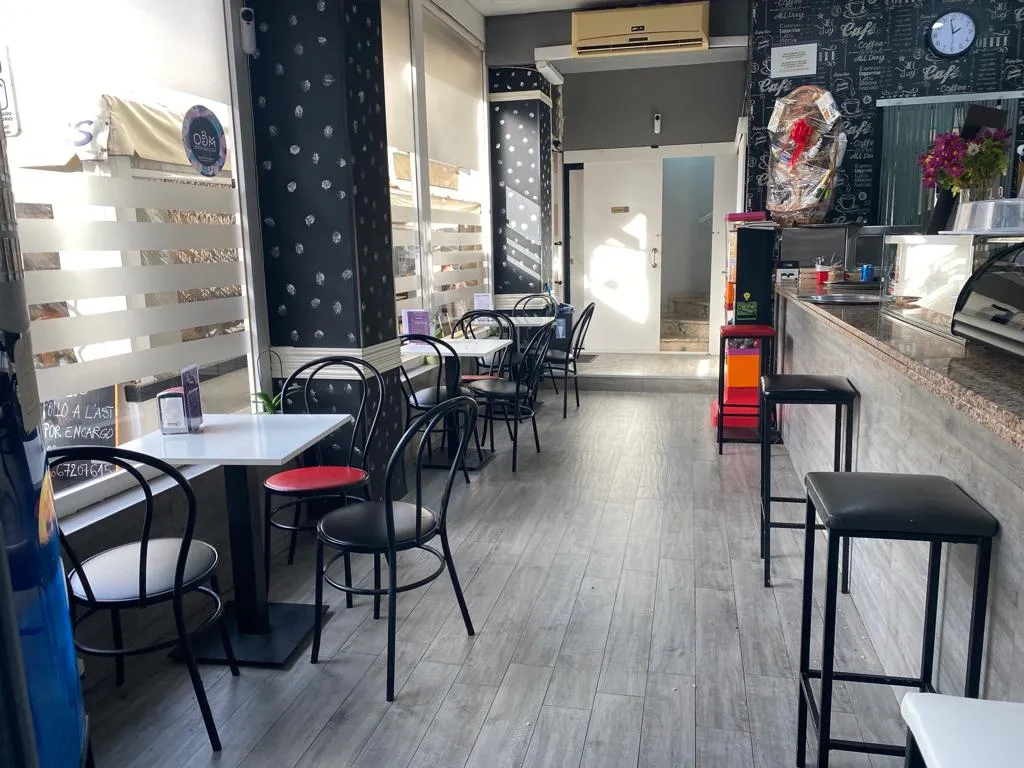 Bar Simons Tapas-Cafetería-Bocatería Restaurant in Torreblanca