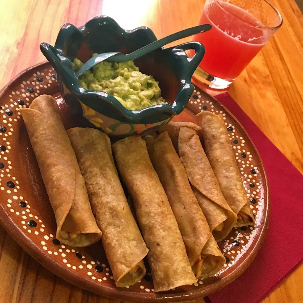 Tamán_Alamillo_slider_image_3