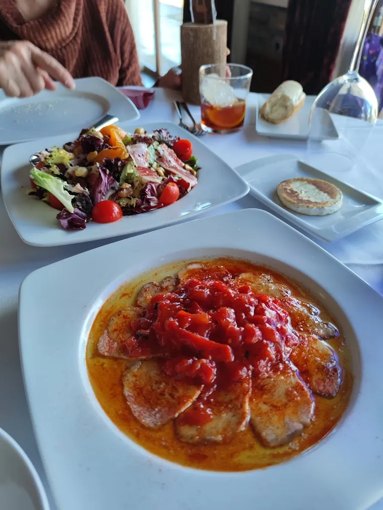 Lola_Restaurante Salon Aldea del Rey Villa Isabelica_Aldea del Rey_review