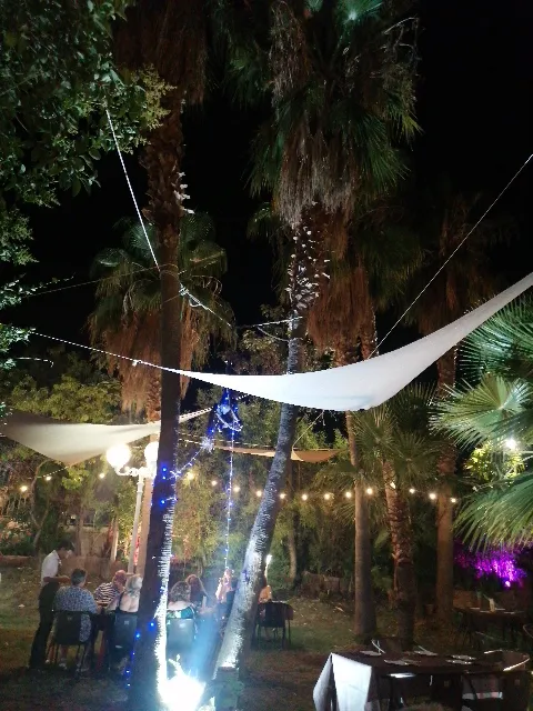 Mayte_La Islita Lounge Bar_Almadenejos_review