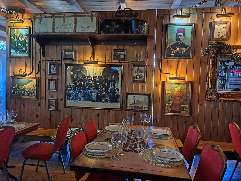 La Islita Lounge Bar_Almadenejos_slider_image_1