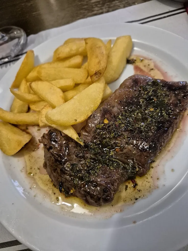 La Pitarra restaurant in Almadén