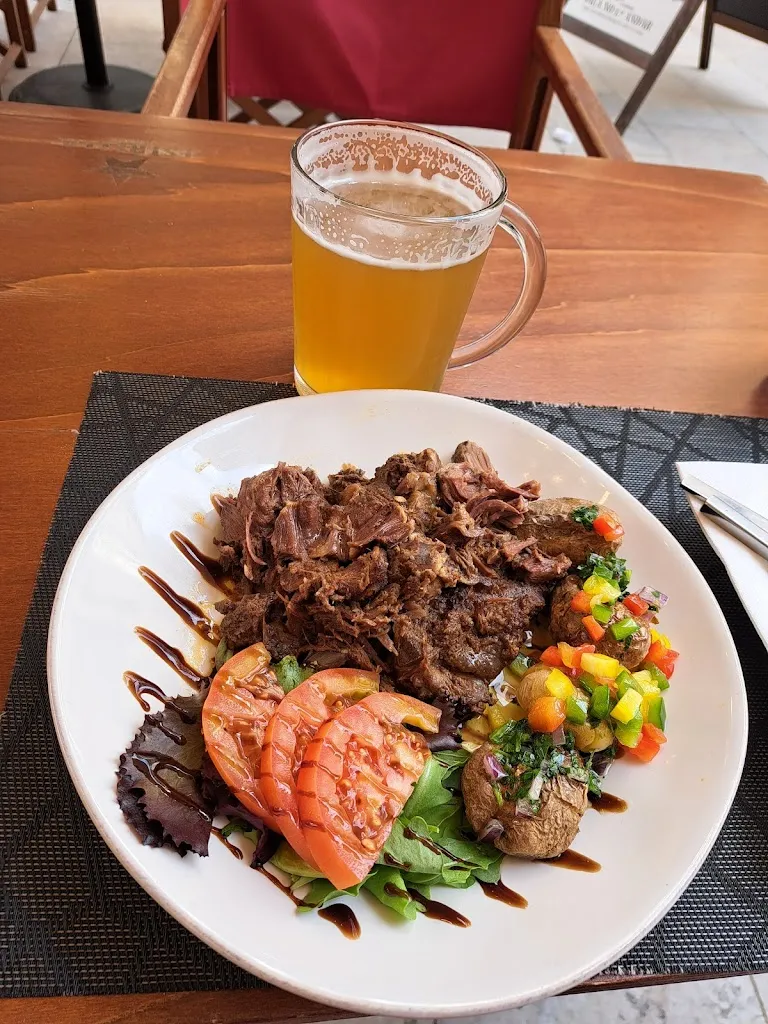 Connie Wan_Cervejaria Almedina_Almedina_review