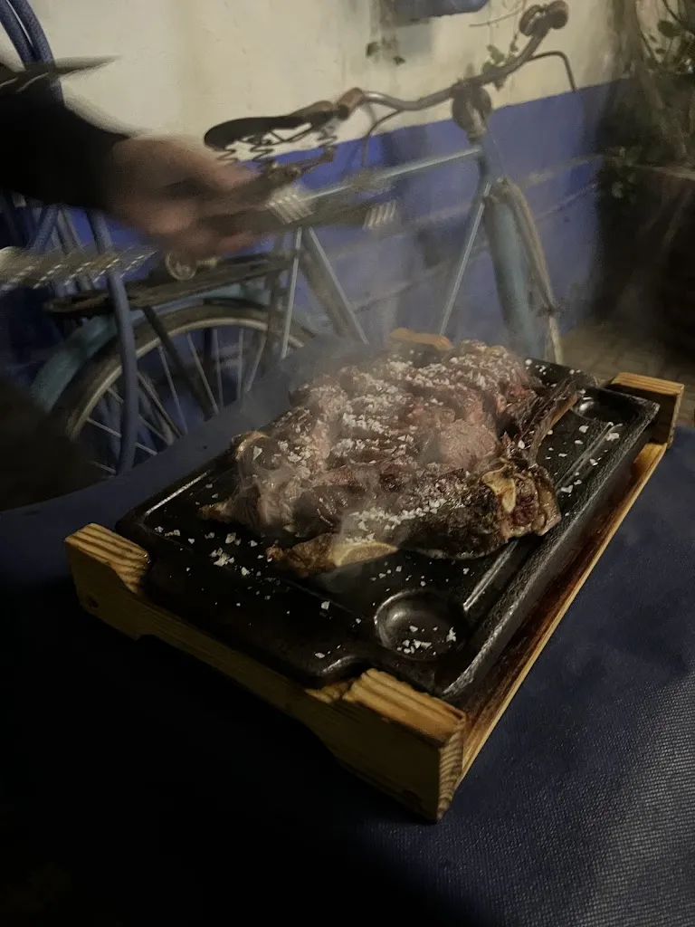 Conor Neill_El patio de Ezequiel_Almagro_review