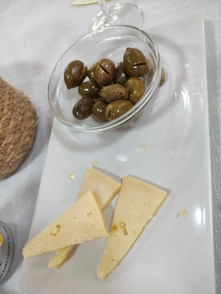 Menu_Restaurante Puerto de Almuradiel_Almuradiel_immagine_6