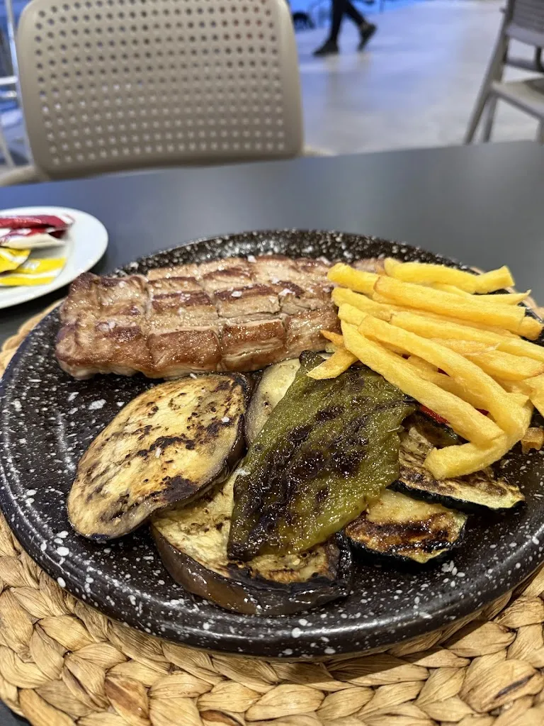 Restaurante Las Canteras _Almuradiel_slider_image_3