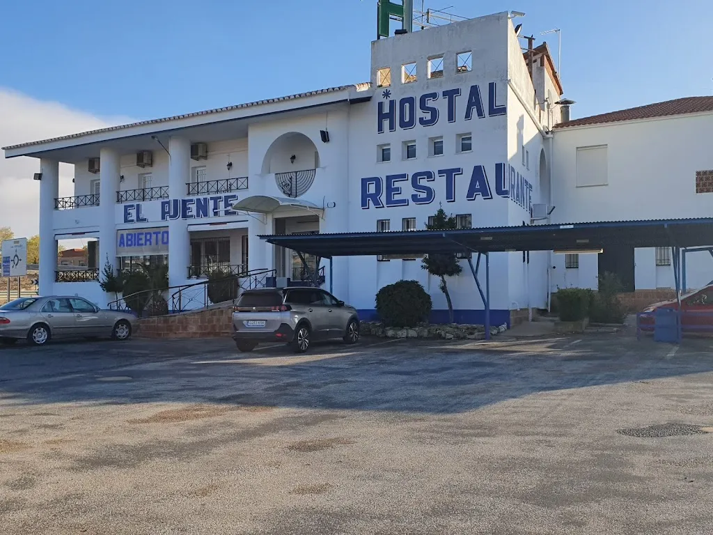 Hostal Restaurante El Puente restaurant in Almuradiel