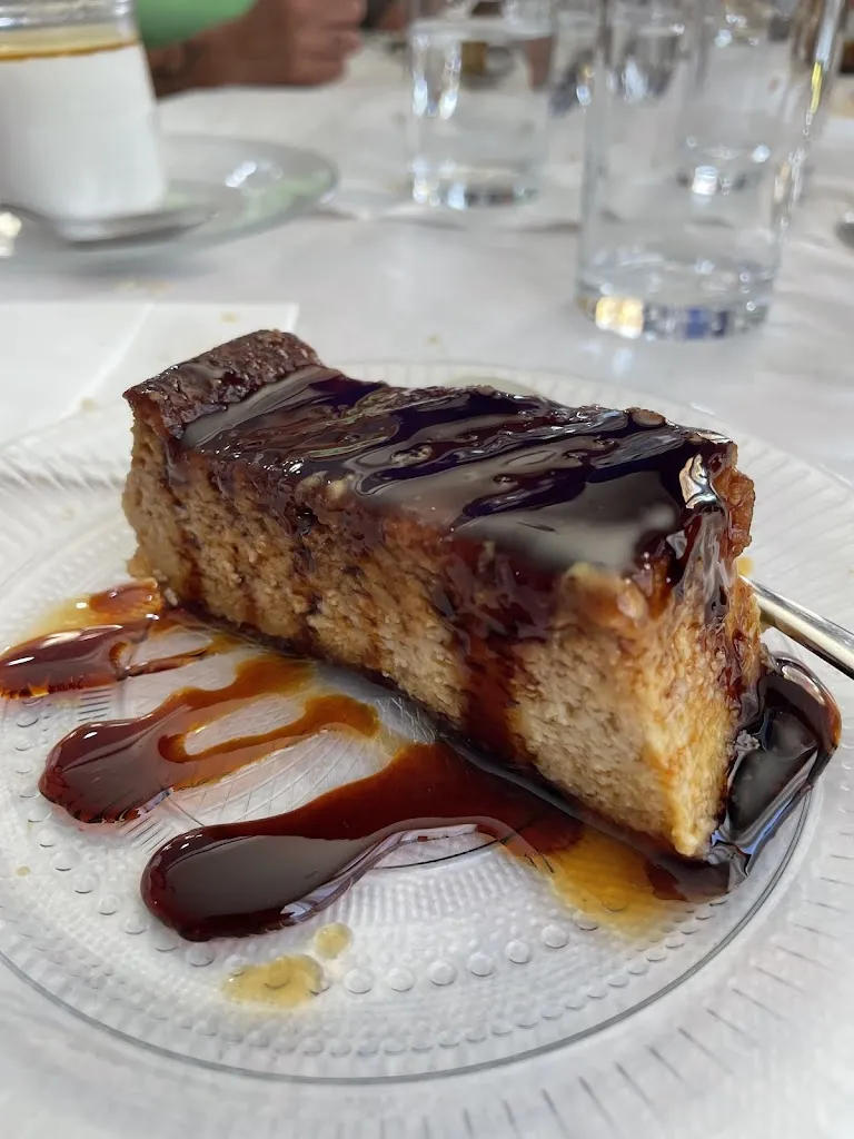 Tomy Nadal_La Entrada_Argamasilla de Alba_review