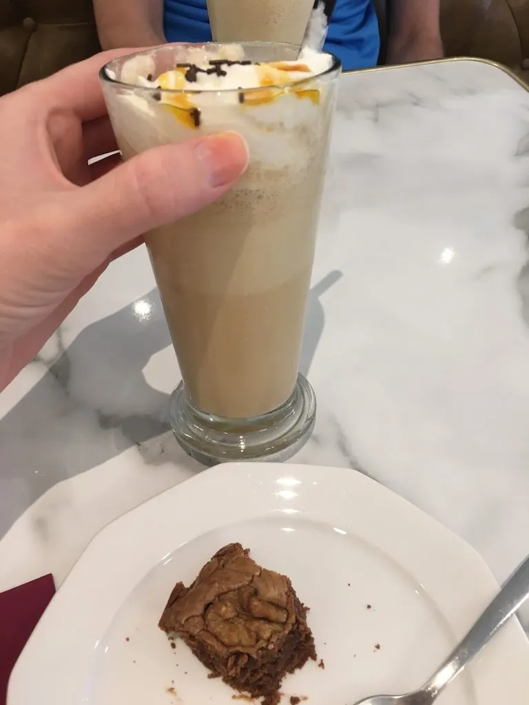 Verónica González Gálvez_Le Petit Café_Argamasilla de Alba_review